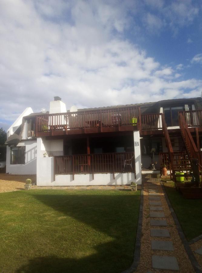 Chilli Moon B&B Stilbaai Eksteriør bilde
